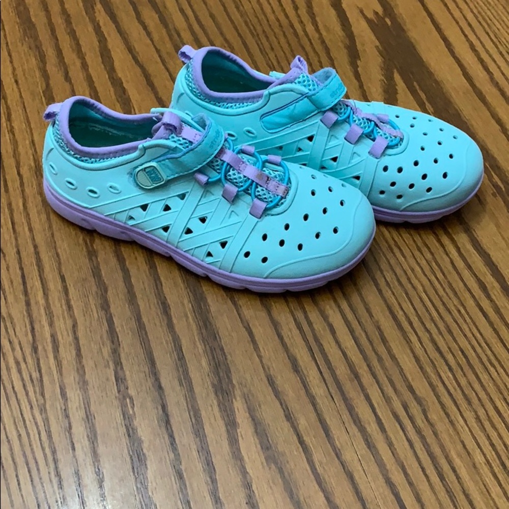 Stride Rite Phibian